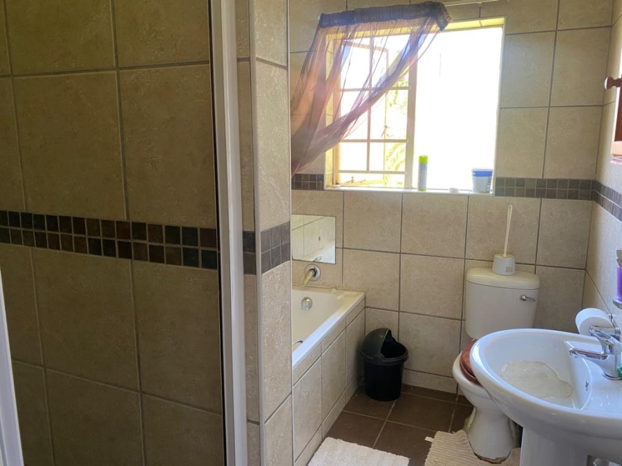 3 Bedroom Property for Sale in Waterval East North West